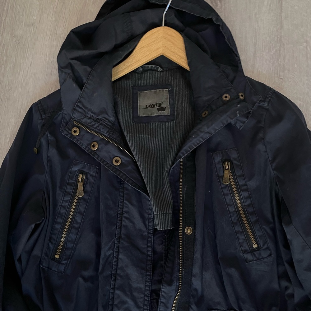 Levi’s  denim jacket - Picture 9 of 11